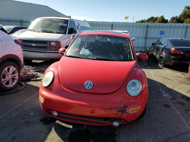 Photo 4 VIN: 3VWCK21CX1M418217 - VOLKSWAGEN BEETLE 