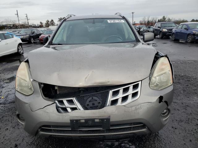 Photo 4 VIN: 3VWCK21Y83M302304 - NISSAN ROGUE 