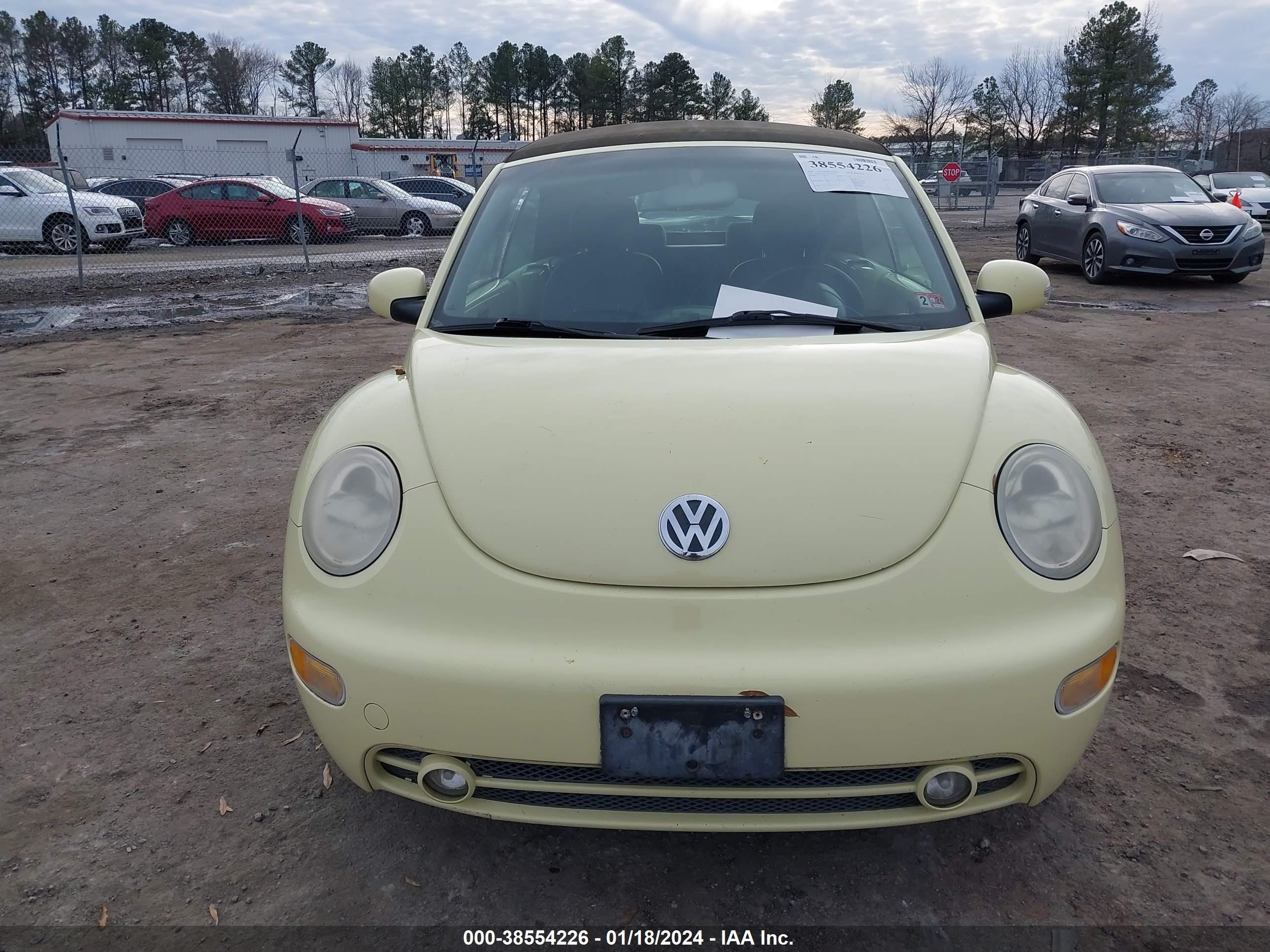 Photo 5 VIN: 3VWCM21Y24M306280 - VOLKSWAGEN BEETLE 