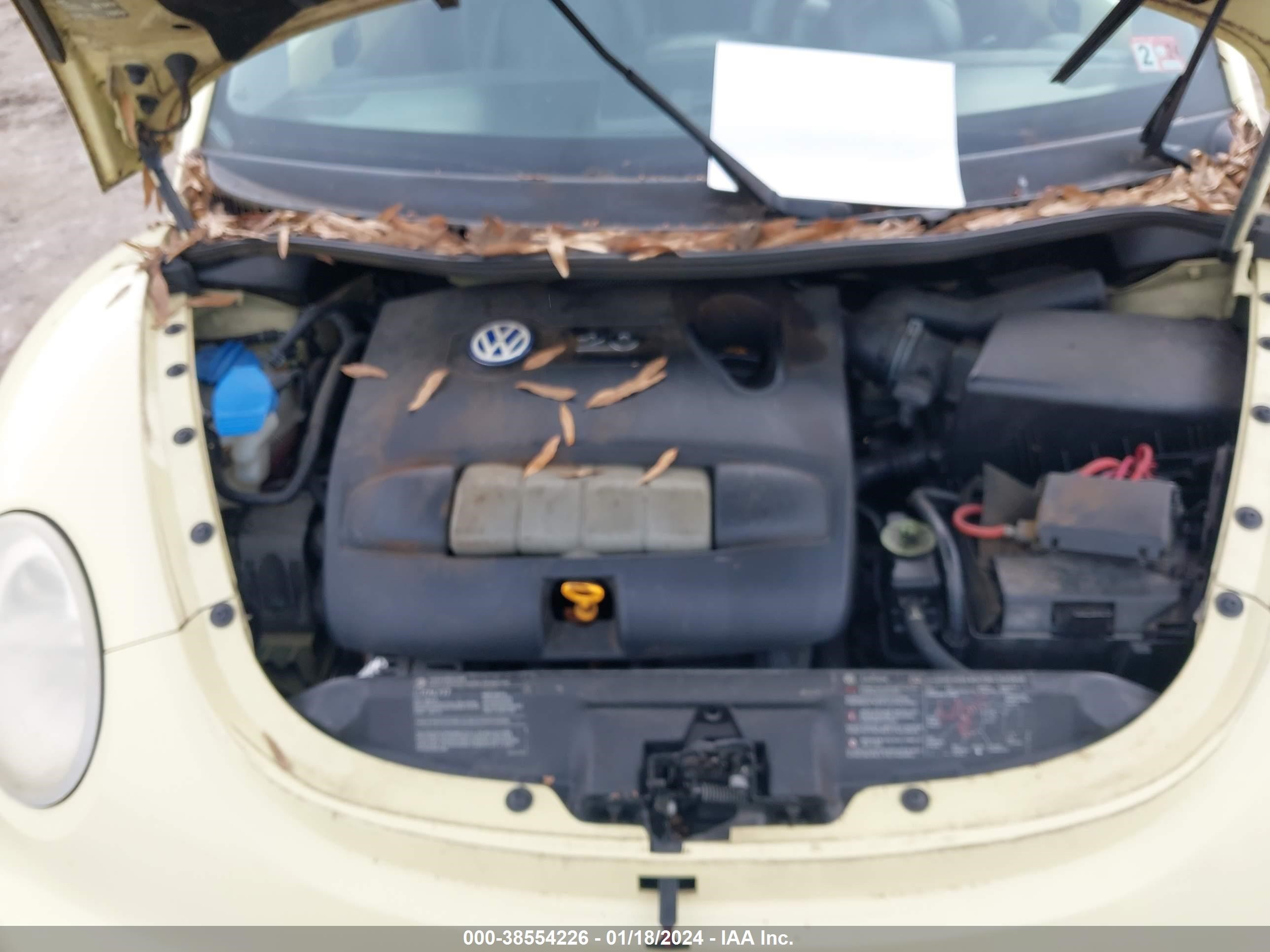 Photo 9 VIN: 3VWCM21Y24M306280 - VOLKSWAGEN BEETLE 