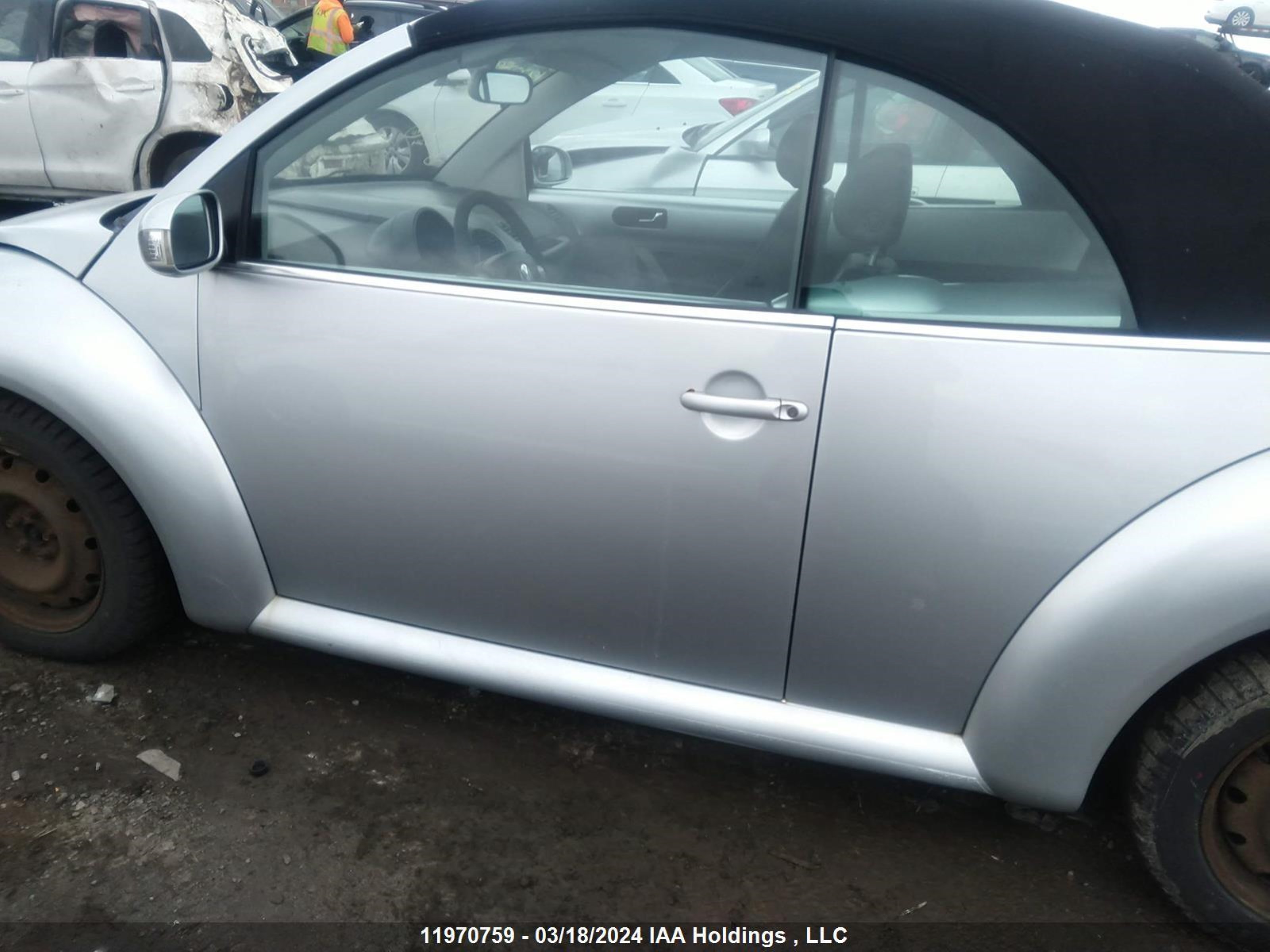 Photo 13 VIN: 3VWCM21Y75M366508 - VOLKSWAGEN BEETLE 