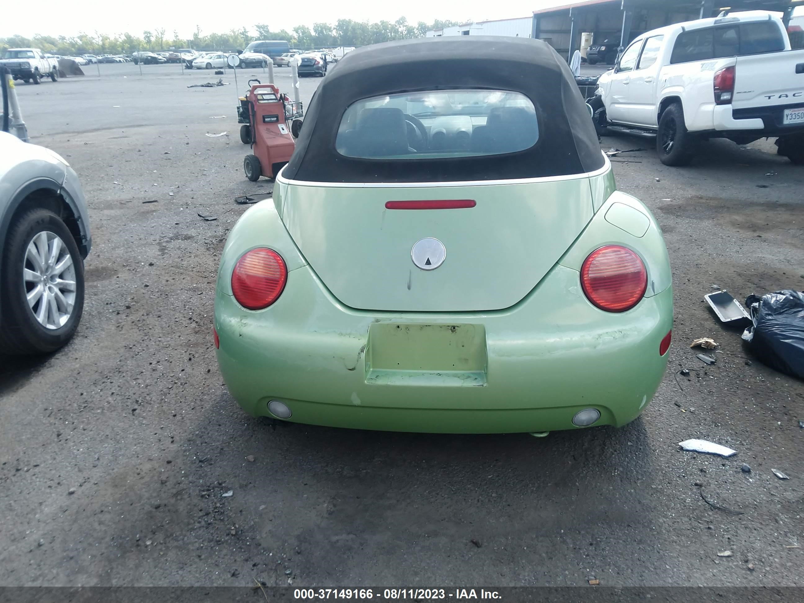 Photo 15 VIN: 3VWCM31Y24M327491 - VOLKSWAGEN BEETLE 