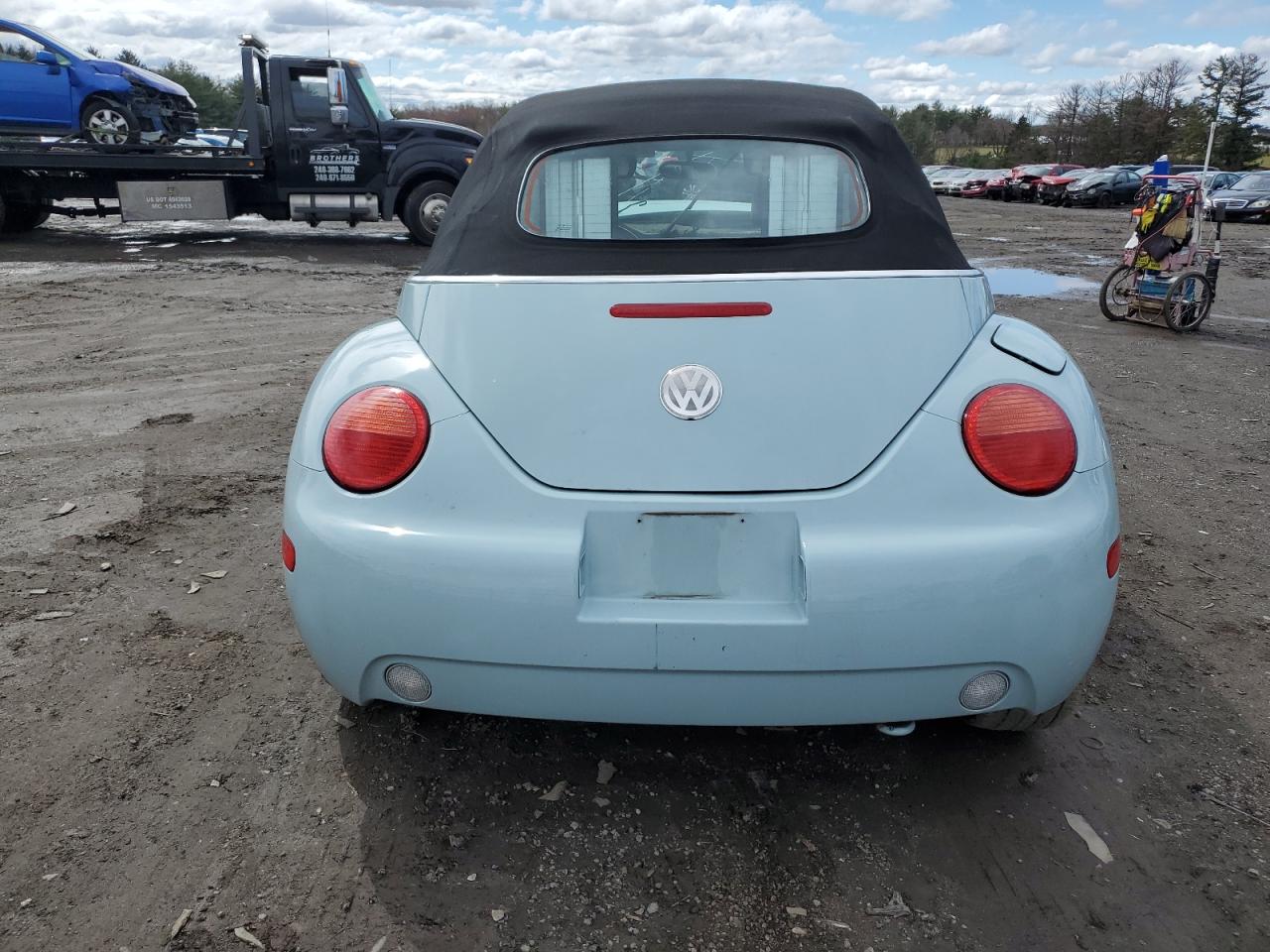 Photo 5 VIN: 3VWCM31Y25M367538 - VOLKSWAGEN BEETLE 