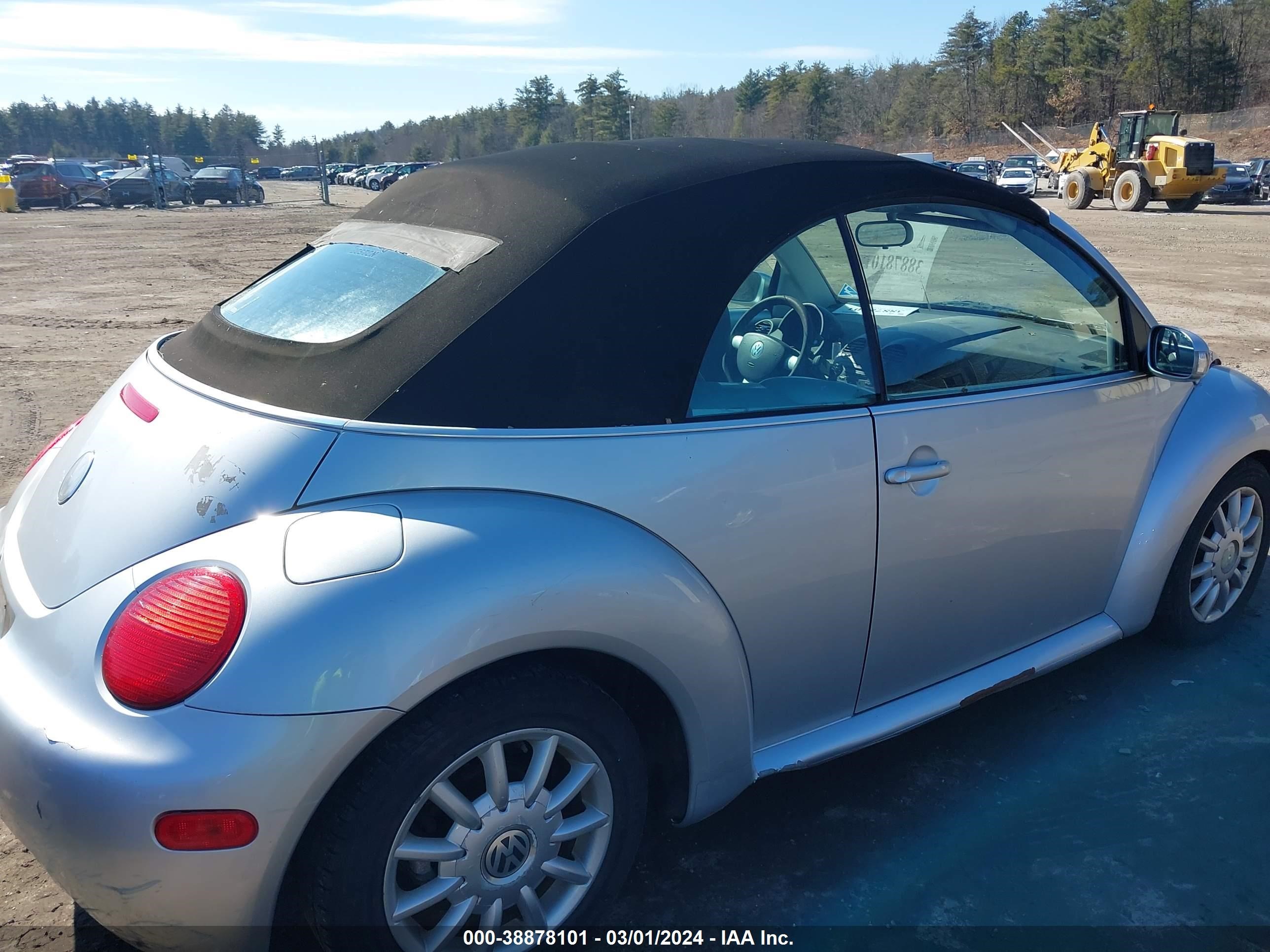 Photo 11 VIN: 3VWCM31Y35M363949 - VOLKSWAGEN BEETLE 