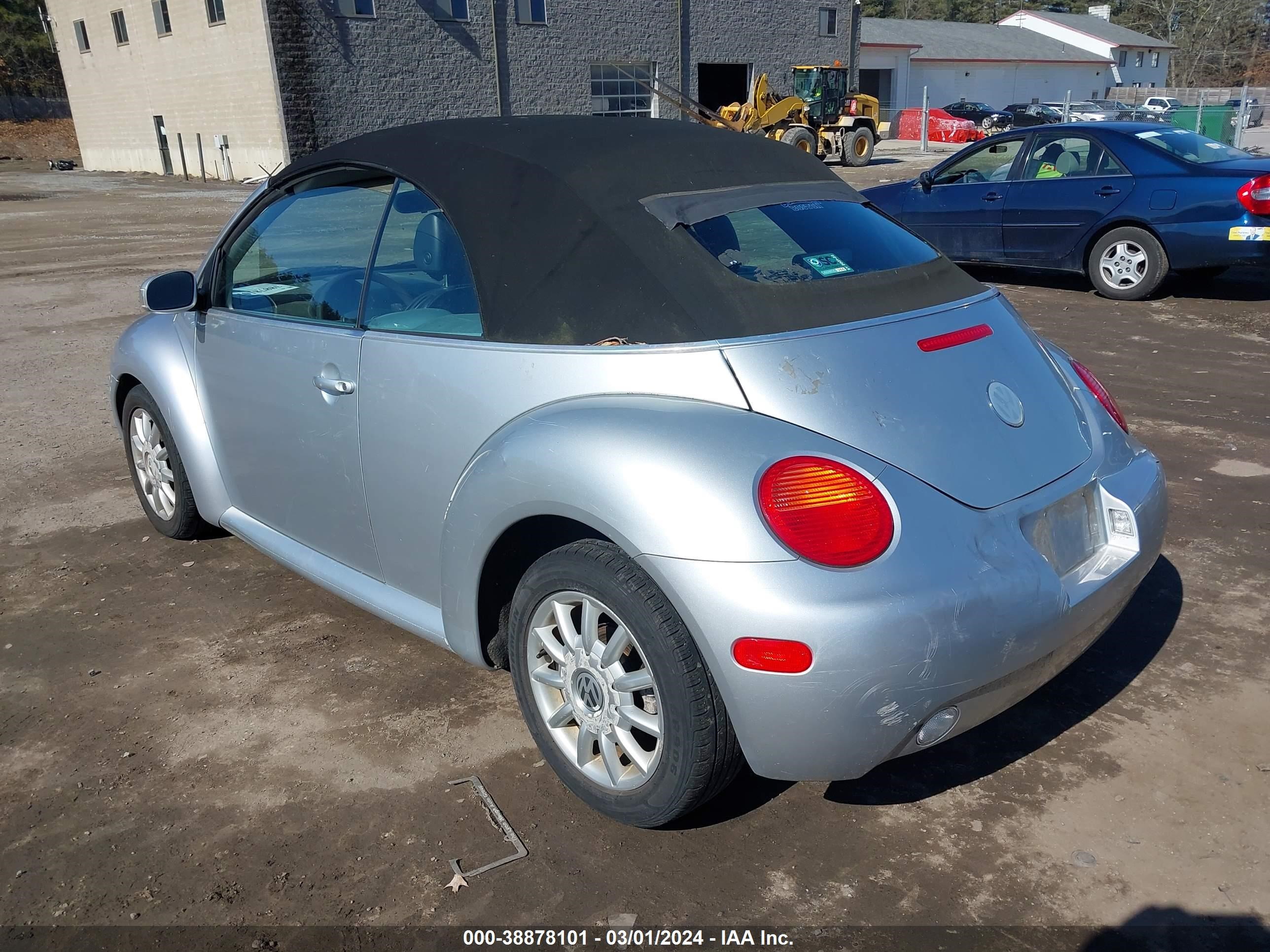 Photo 2 VIN: 3VWCM31Y35M363949 - VOLKSWAGEN BEETLE 