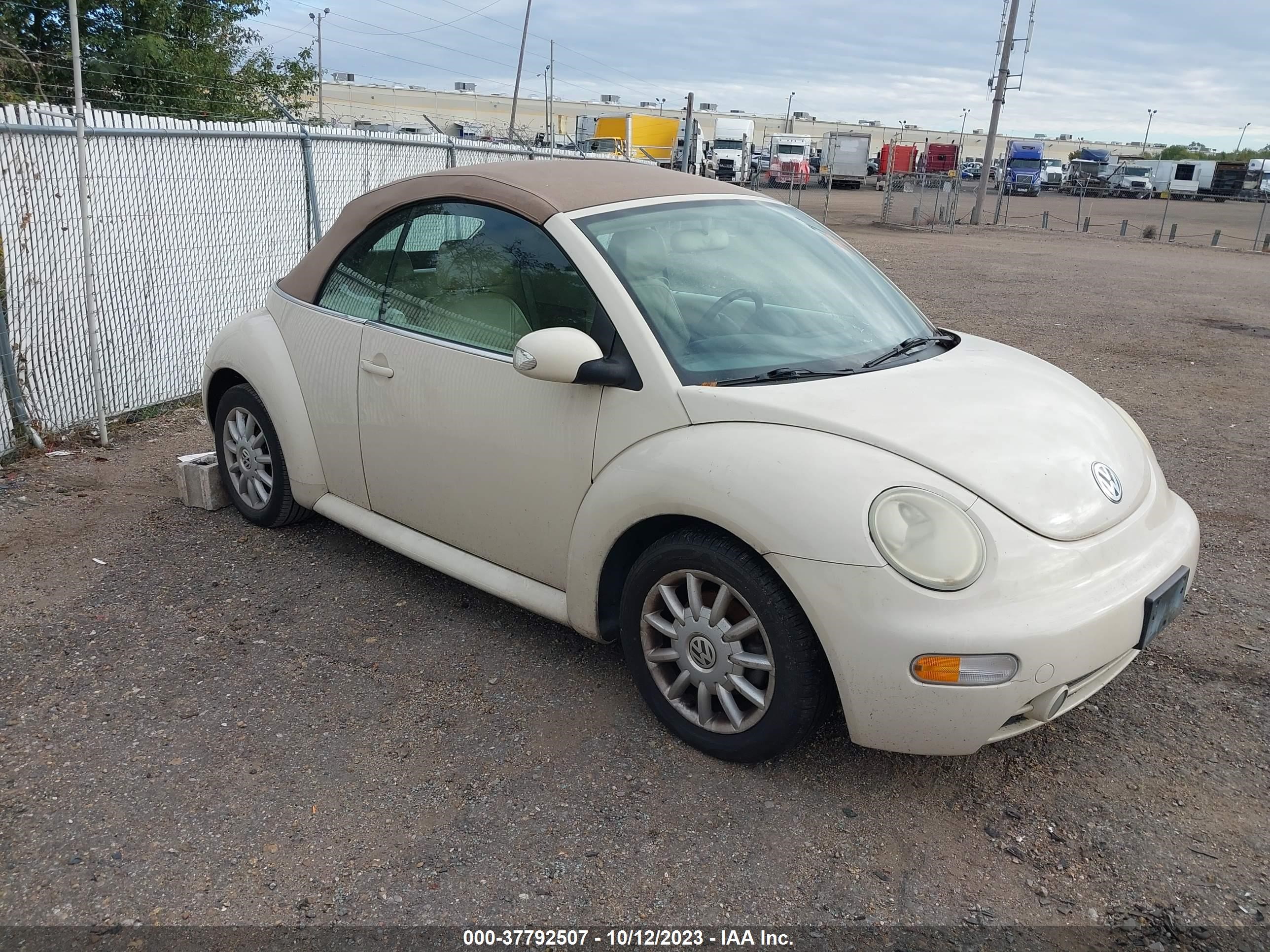 Photo 0 VIN: 3VWCM31Y75M357068 - VOLKSWAGEN BEETLE 