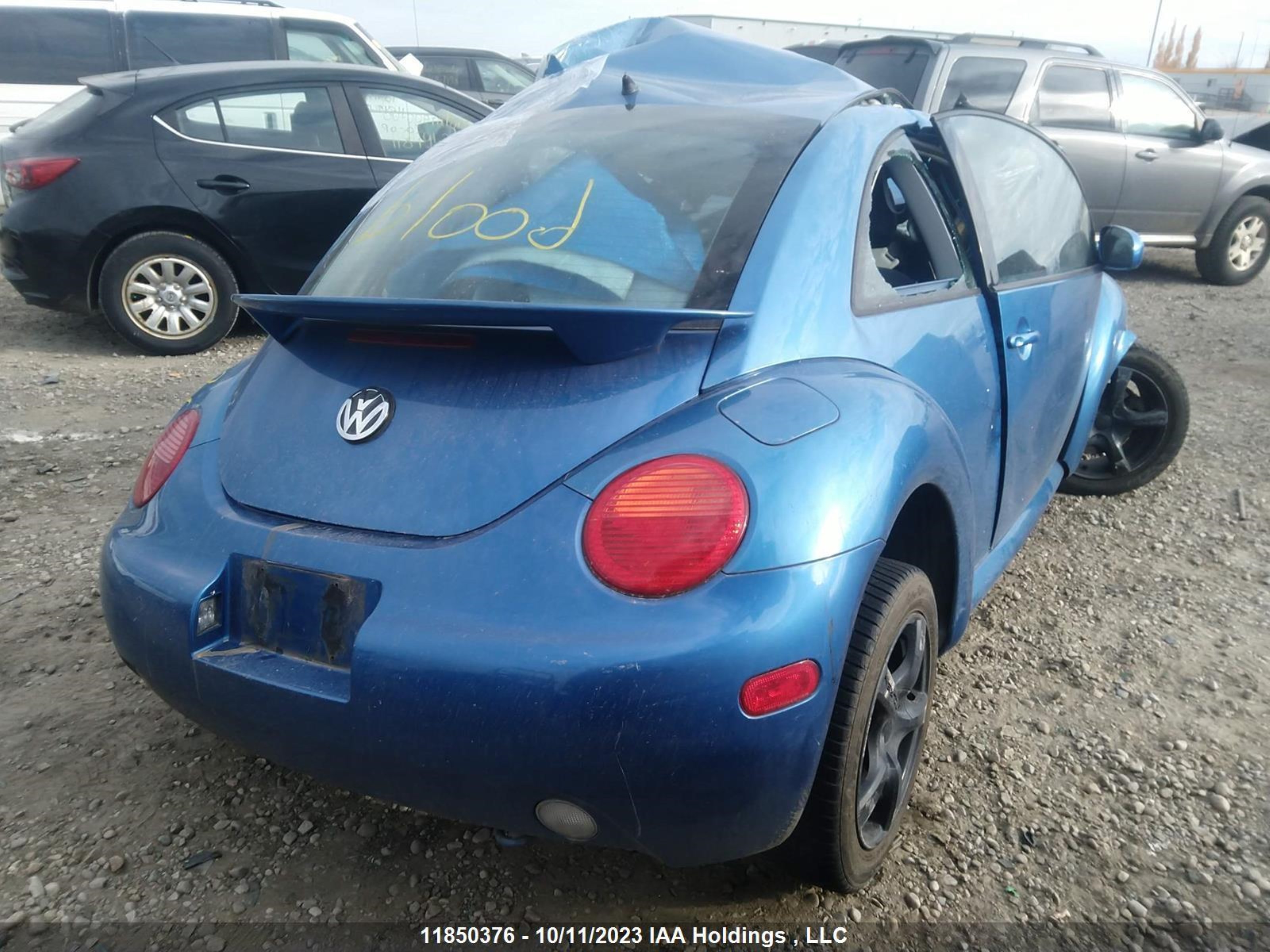 Photo 3 VIN: 3VWCP21C21M424207 - VOLKSWAGEN BEETLE 