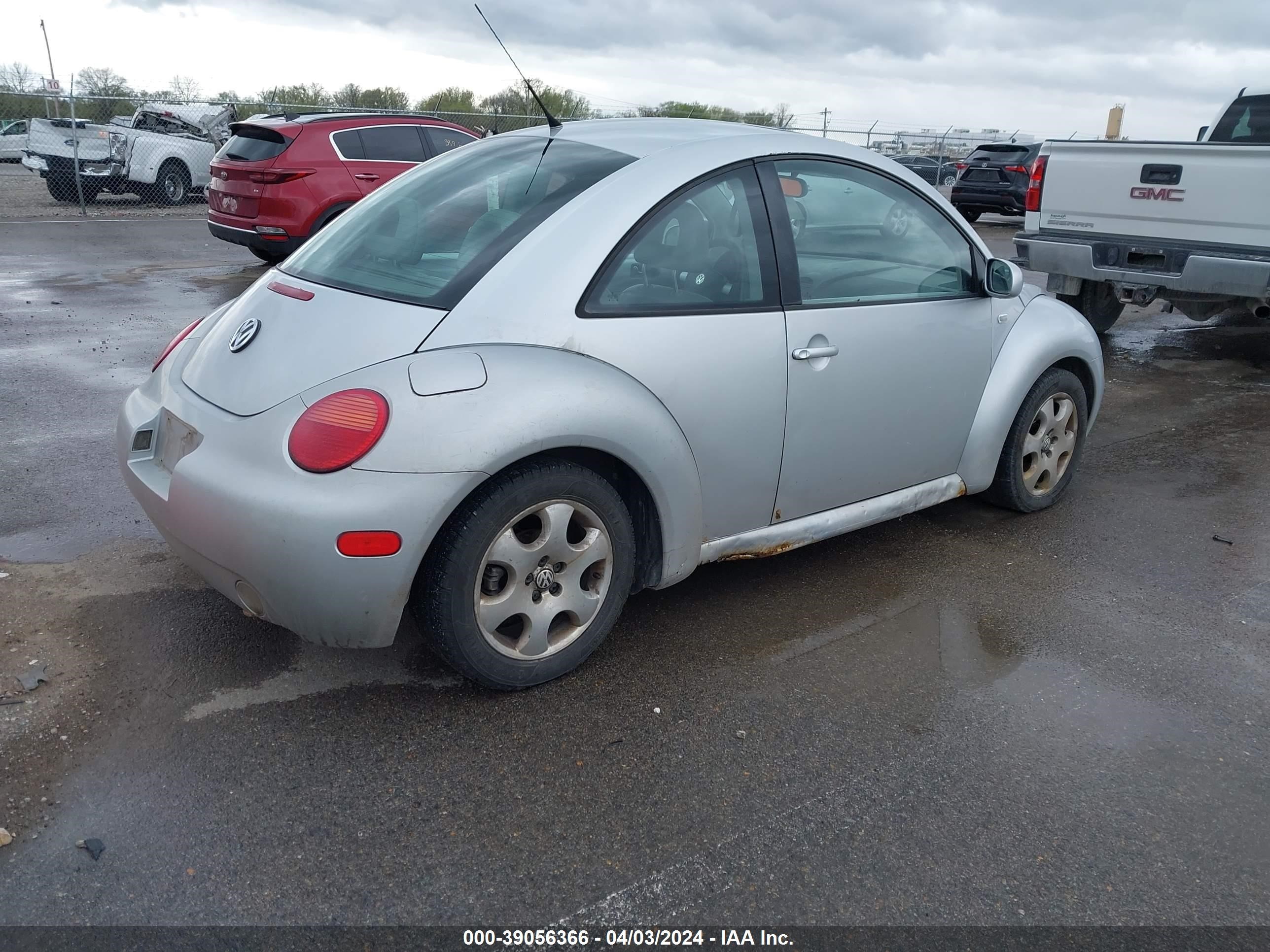 Photo 3 VIN: 3VWCP21C32M411371 - VOLKSWAGEN BEETLE 