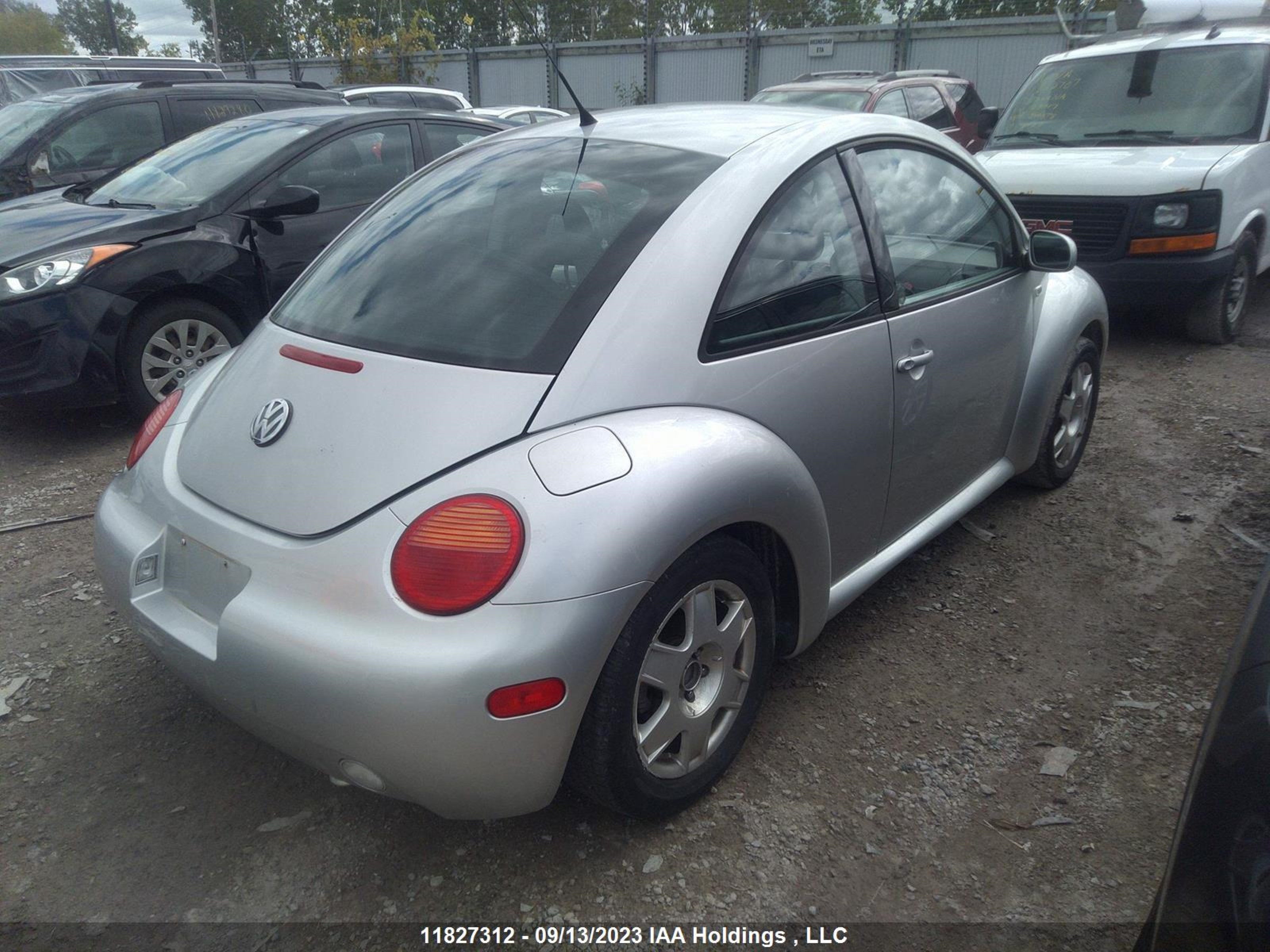 Photo 3 VIN: 3VWCP21C61M447859 - VOLKSWAGEN BEETLE 