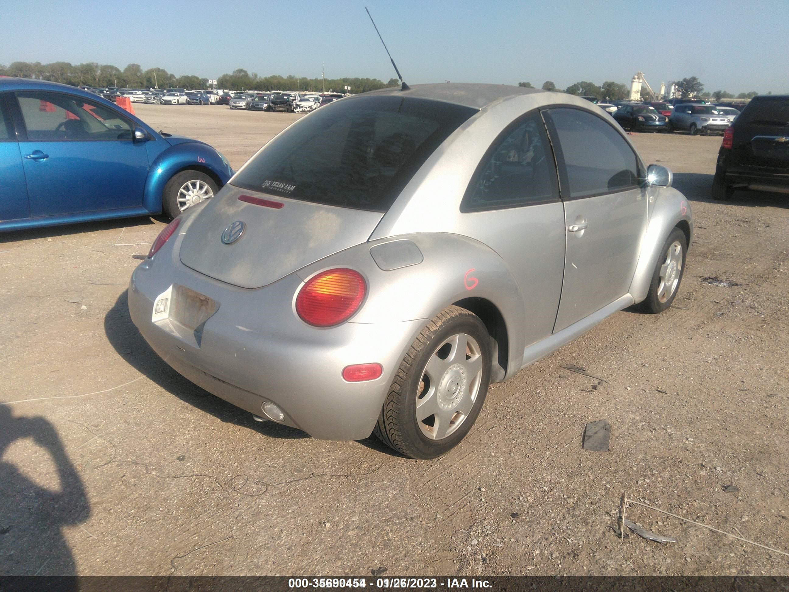 Photo 3 VIN: 3VWCP21C91M465465 - VOLKSWAGEN BEETLE 