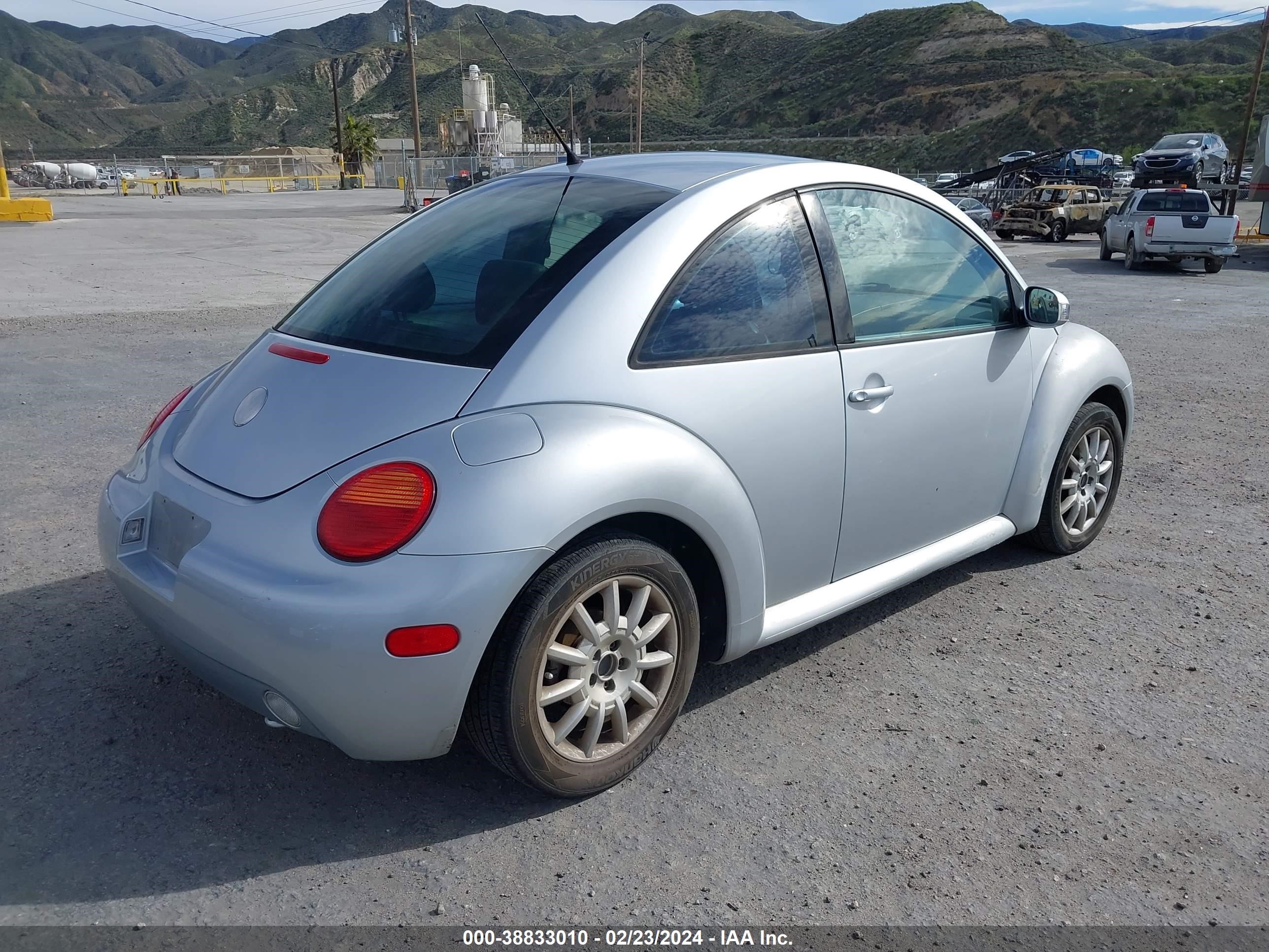 Photo 3 VIN: 3VWCR31C94M414360 - VOLKSWAGEN BEETLE 