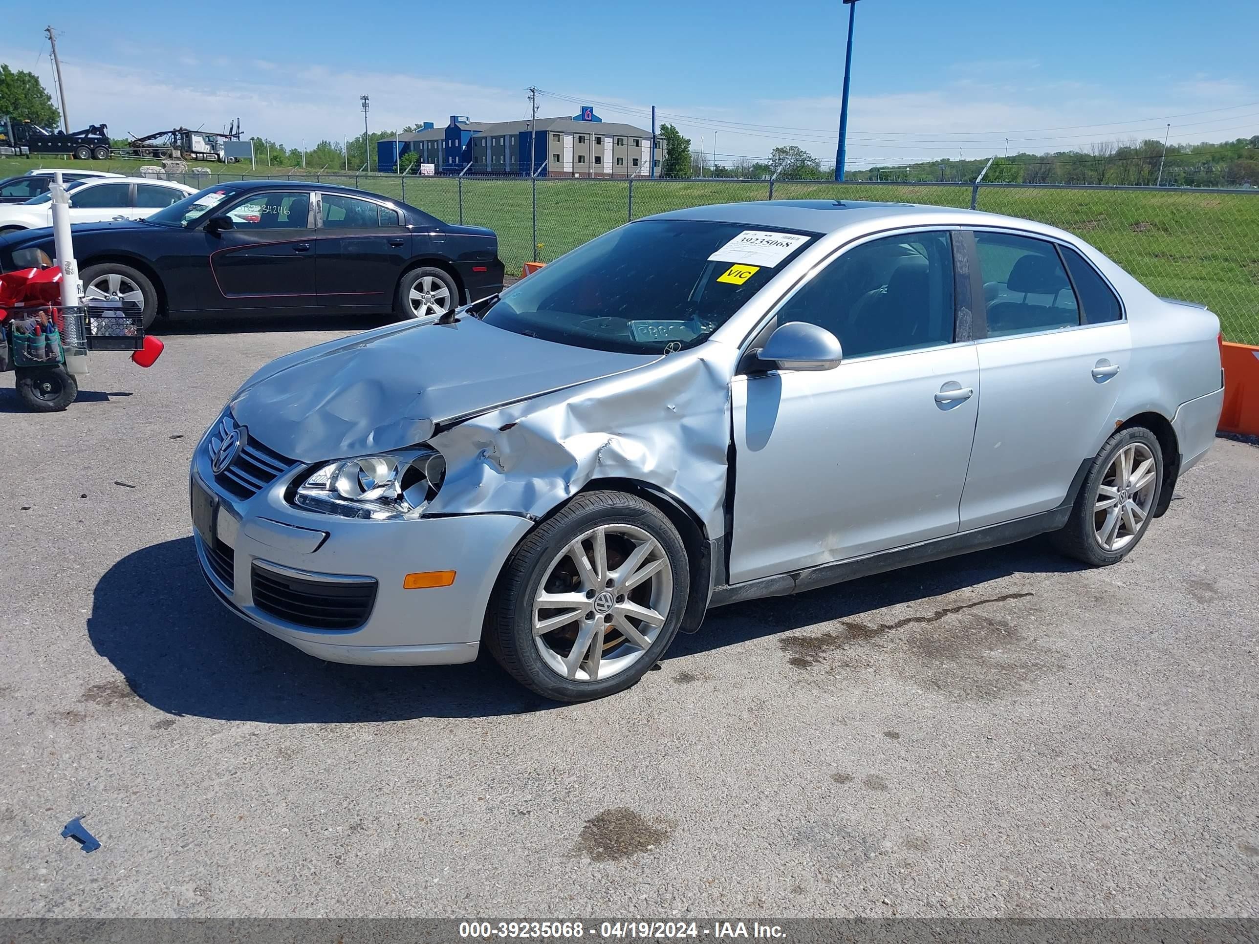 Photo 1 VIN: 3VWCT71K86M054288 - VOLKSWAGEN JETTA 