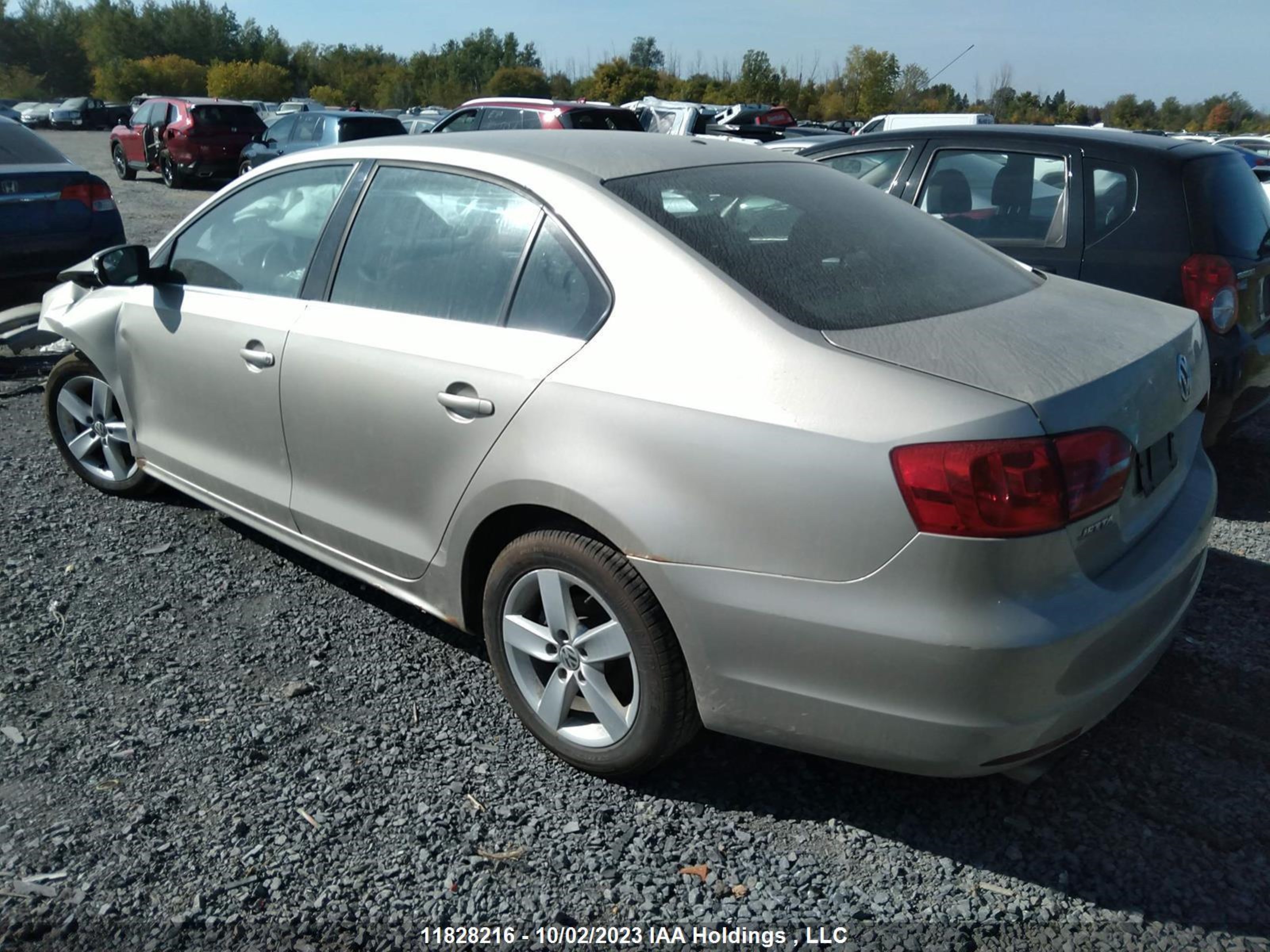 Photo 2 VIN: 3VWD07AJ0EM237283 - VOLKSWAGEN JETTA 