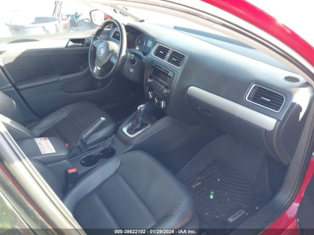 Photo 4 VIN: 3VWD07AJ0EM302035 - VOLKSWAGEN JETTA 