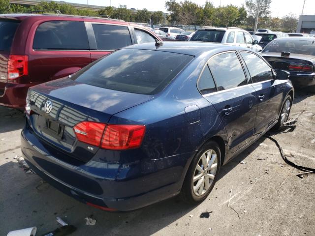 Photo 3 VIN: 3VWD07AJ0EM425219 - VOLKSWAGEN JETTA 