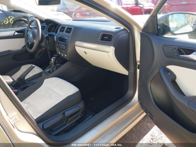 Photo 4 VIN: 3VWD07AJ0FM403674 - VOLKSWAGEN JETTA 