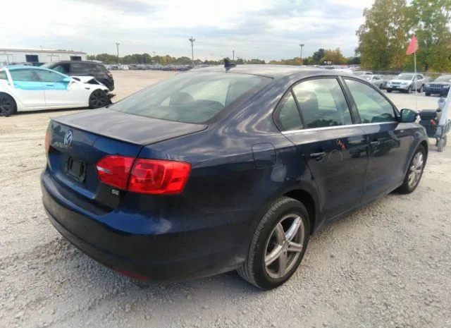 Photo 3 VIN: 3VWD07AJ1EM444118 - VOLKSWAGEN JETTA SEDAN 