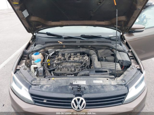 Photo 9 VIN: 3VWD07AJ2EM241352 - VOLKSWAGEN JETTA 