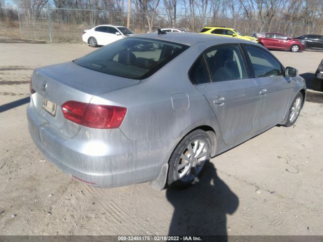 Photo 3 VIN: 3VWD07AJ2EM323484 - VOLKSWAGEN JETTA SEDAN 