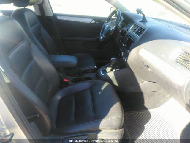 Photo 4 VIN: 3VWD07AJ2EM323484 - VOLKSWAGEN JETTA SEDAN 