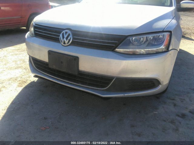 Photo 5 VIN: 3VWD07AJ2EM323484 - VOLKSWAGEN JETTA SEDAN 