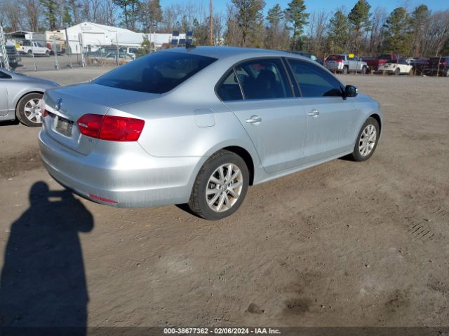 Photo 3 VIN: 3VWD07AJ2EM441499 - VOLKSWAGEN JETTA 