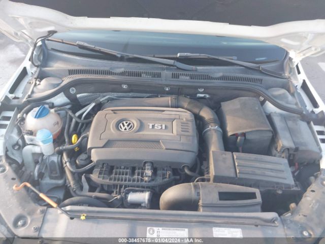 Photo 9 VIN: 3VWD07AJ3EM388845 - VOLKSWAGEN JETTA 