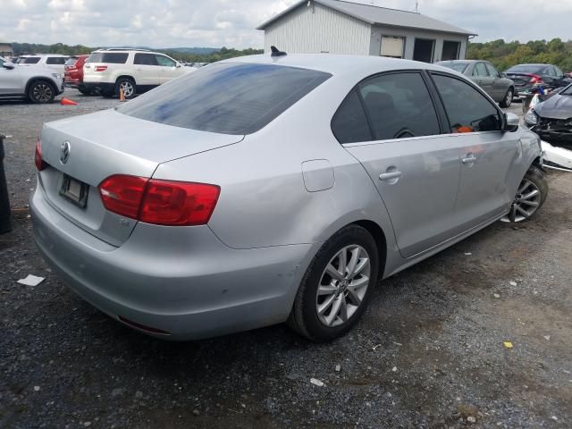 Photo 3 VIN: 3VWD07AJ3EM427580 - VOLKSWAGEN JETTA 