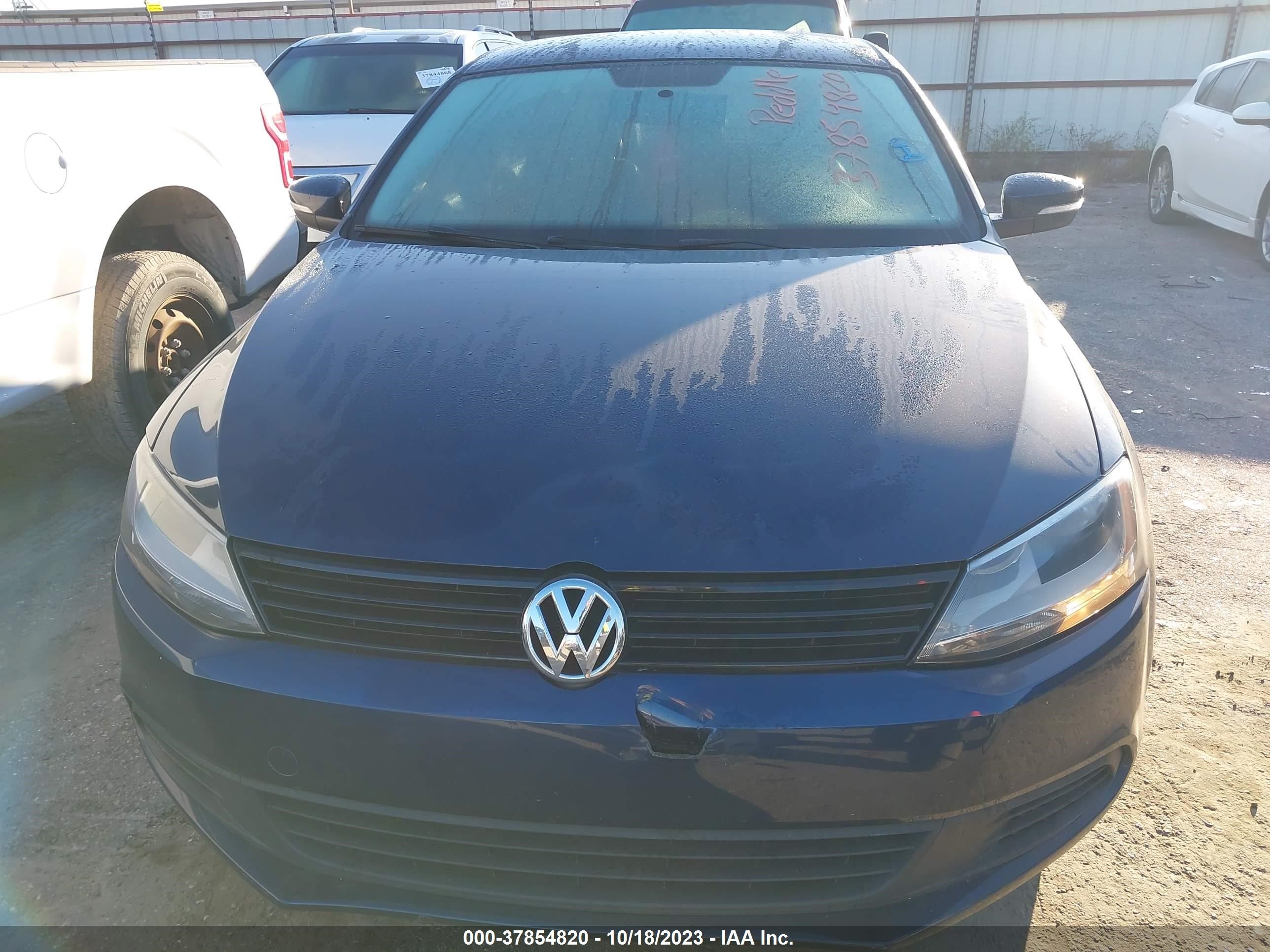 Photo 5 VIN: 3VWD07AJ4EM299804 - VOLKSWAGEN JETTA 