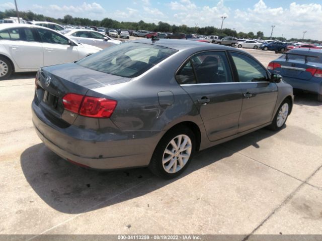 Photo 3 VIN: 3VWD07AJ5EM406911 - VOLKSWAGEN JETTA SEDAN 