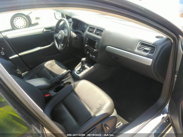 Photo 4 VIN: 3VWD07AJ5EM406911 - VOLKSWAGEN JETTA SEDAN 