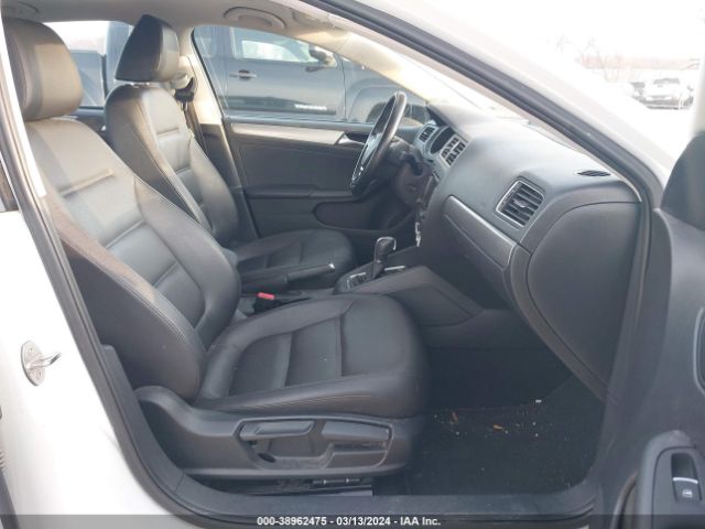 Photo 4 VIN: 3VWD07AJ5FM281782 - VOLKSWAGEN JETTA 