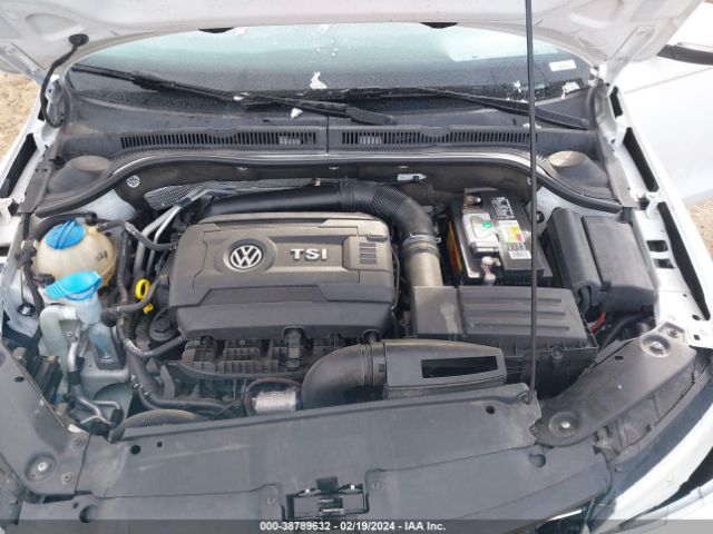 Photo 9 VIN: 3VWD07AJ6EM292708 - VOLKSWAGEN JETTA 