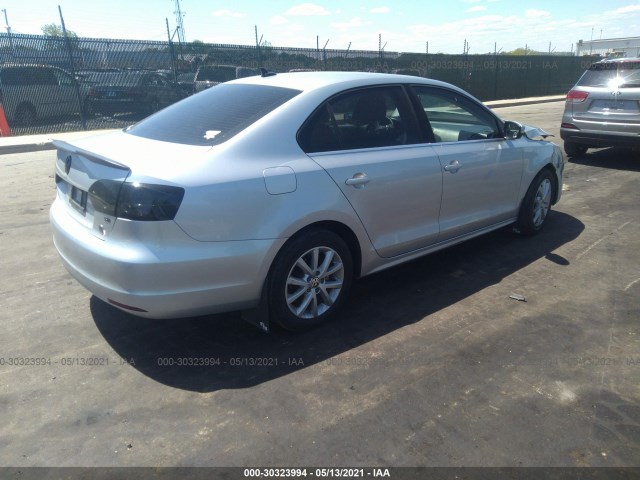 Photo 3 VIN: 3VWD07AJ6EM424785 - VOLKSWAGEN JETTA 