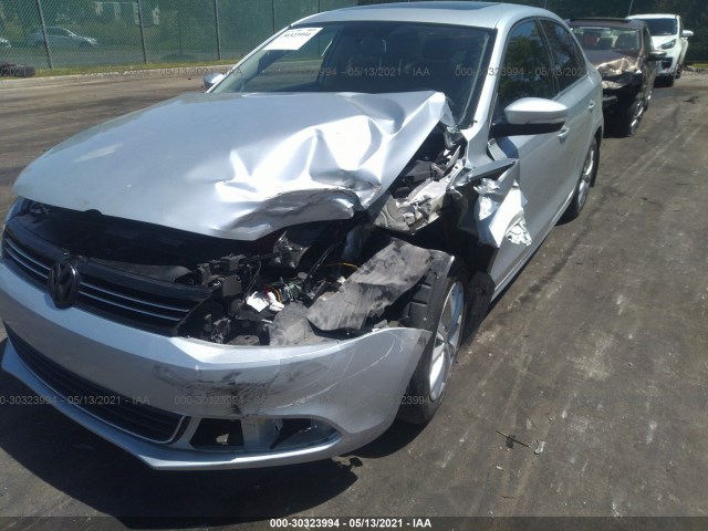 Photo 5 VIN: 3VWD07AJ6EM424785 - VOLKSWAGEN JETTA 