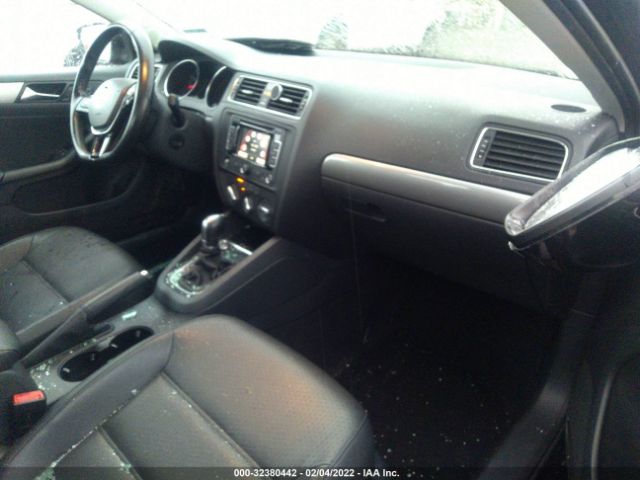 Photo 4 VIN: 3VWD07AJ6FM321402 - VOLKSWAGEN JETTA SEDAN 