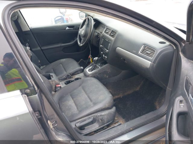 Photo 4 VIN: 3VWD07AJ8EM384631 - VOLKSWAGEN JETTA 