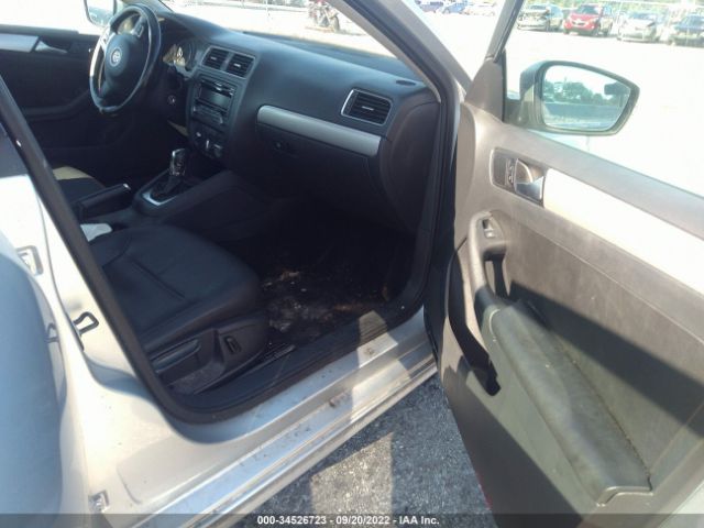 Photo 4 VIN: 3VWD07AJ9EM298454 - VOLKSWAGEN JETTA SEDAN 