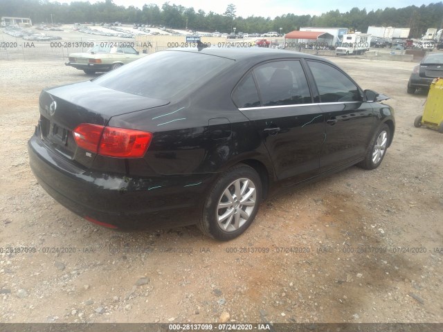 Photo 3 VIN: 3VWD07AJXEM323751 - VOLKSWAGEN JETTA 