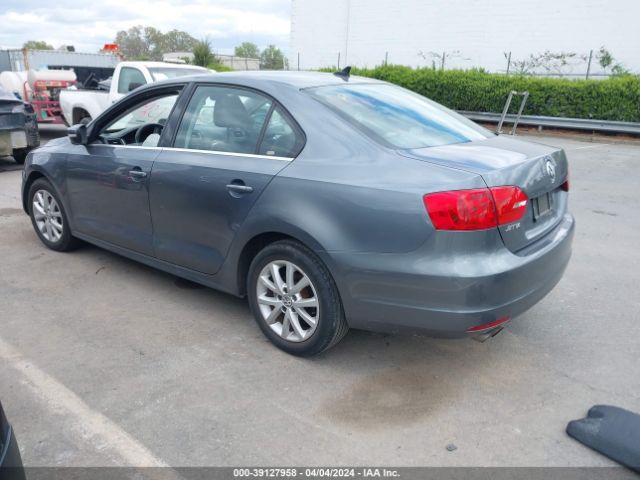 Photo 2 VIN: 3VWD07AJXEM352487 - VOLKSWAGEN JETTA 