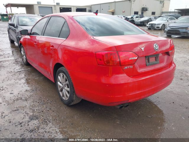 Photo 2 VIN: 3VWD07AJXEM437930 - VOLKSWAGEN JETTA SEDAN 