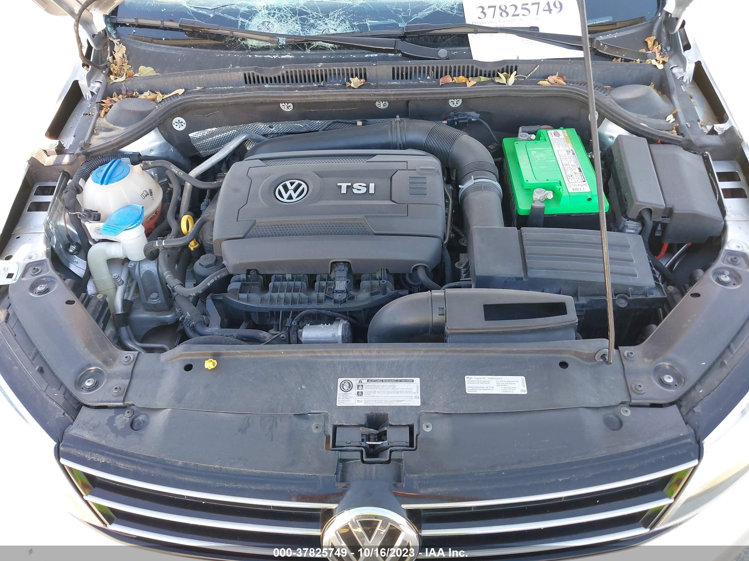 Photo 9 VIN: 3VWD07AJXFM264153 - VOLKSWAGEN JETTA 