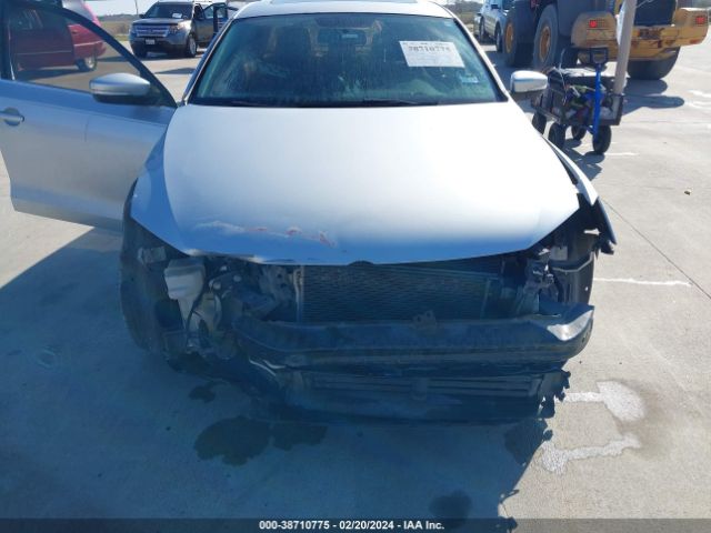 Photo 5 VIN: 3VWD07AJXFM402192 - VOLKSWAGEN JETTA 