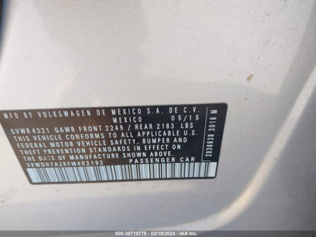 Photo 8 VIN: 3VWD07AJXFM402192 - VOLKSWAGEN JETTA 