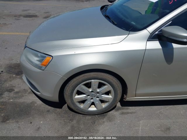 Photo 5 VIN: 3VWD17AJ0EM243503 - VOLKSWAGEN JETTA 