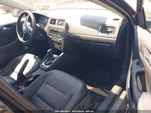 Photo 4 VIN: 3VWD17AJ0EM264979 - VOLKSWAGEN JETTA 