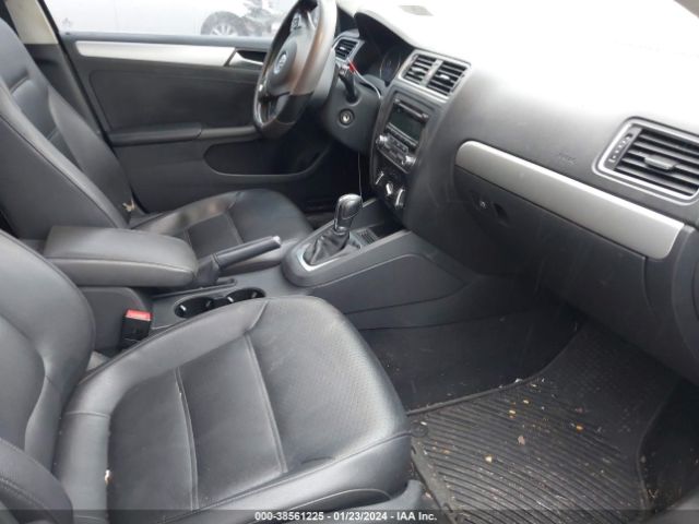 Photo 4 VIN: 3VWD17AJ0EM308298 - VOLKSWAGEN JETTA 