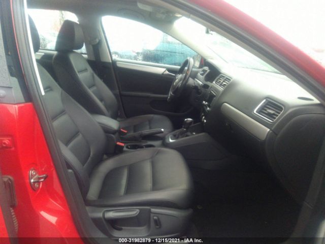 Photo 4 VIN: 3VWD17AJ0EM431339 - VOLKSWAGEN JETTA SEDAN 