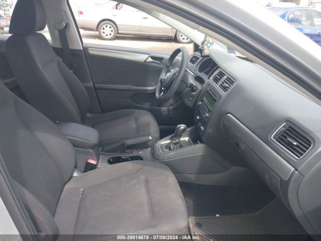 Photo 4 VIN: 3VWD17AJ0FM260769 - VOLKSWAGEN JETTA 