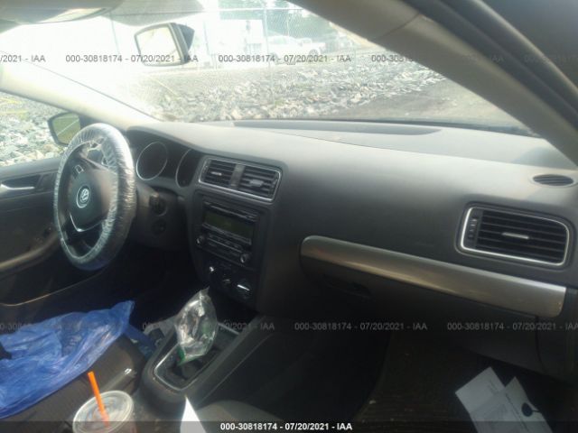 Photo 4 VIN: 3VWD17AJ0FM418978 - VOLKSWAGEN JETTA 